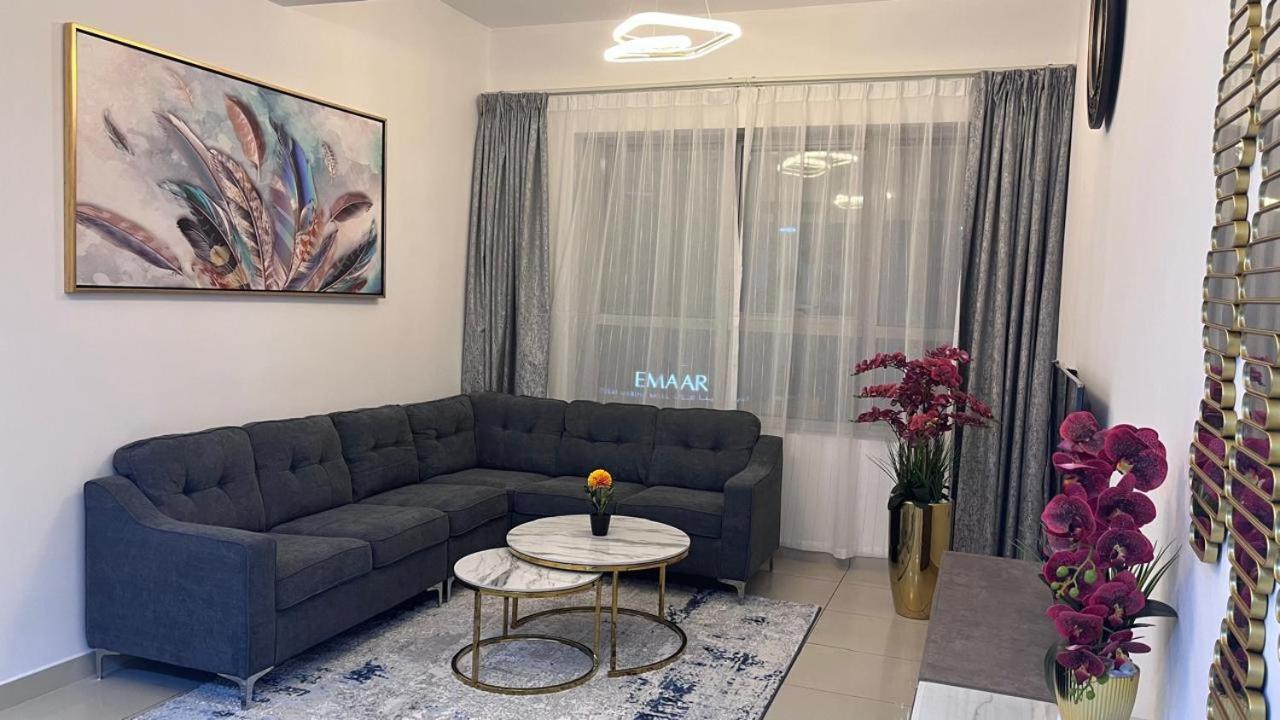 Luxury 1 Bed With New Amenities Apartamento Dubai Exterior foto